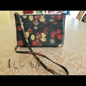 Limited Coach poppy crossbody.